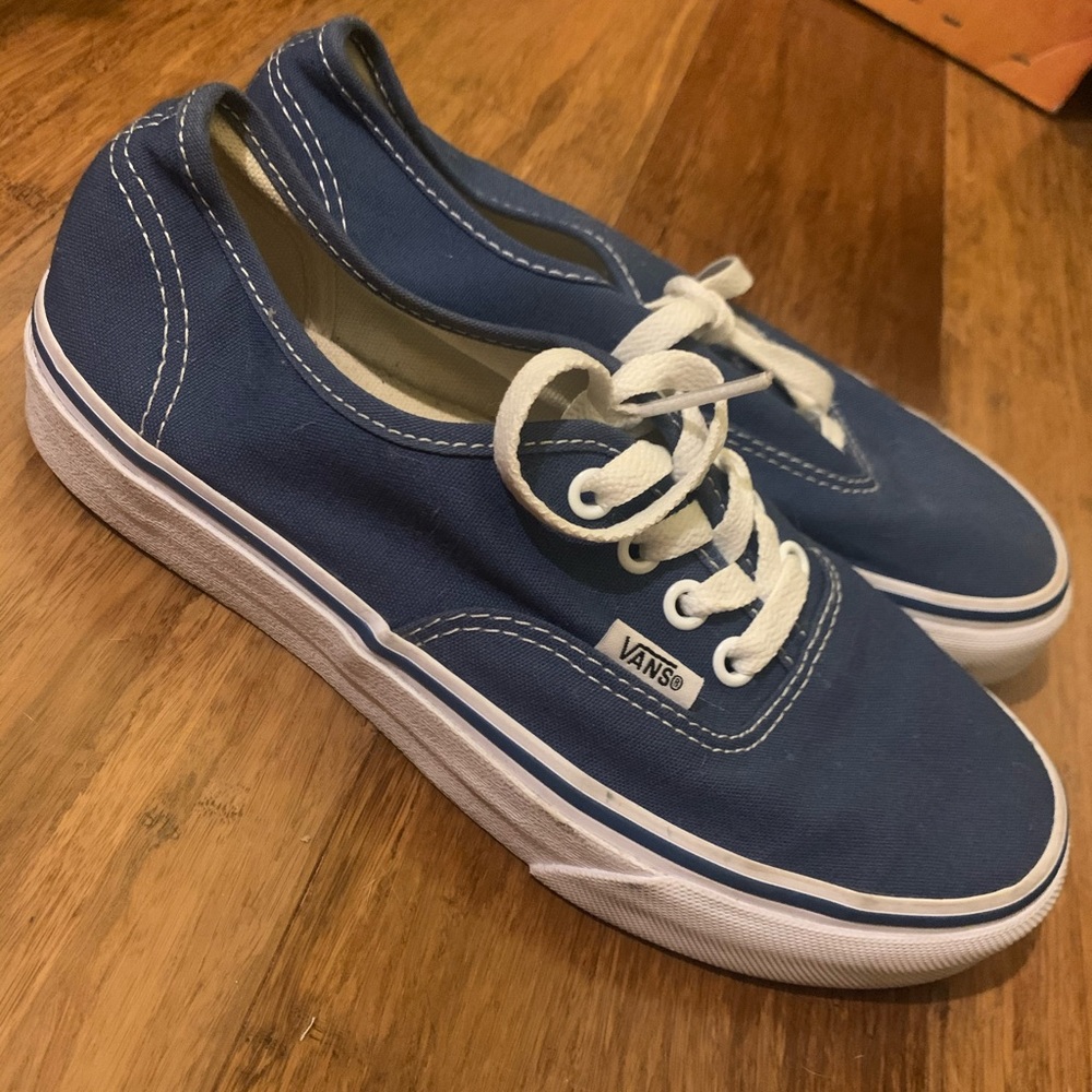 Vans hardly worn size 6.5 women’s